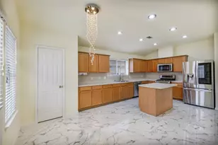 3018 Park Springs Ln, Sugar Land, TX 77479 - Photo 11