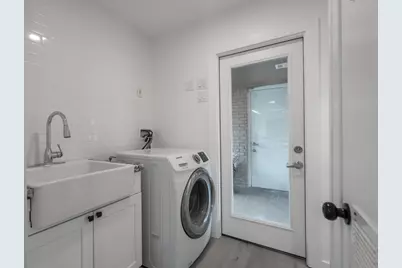 1703 Droxford Drive, Houston, TX 77008 - Photo 25