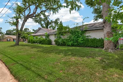 1703 Droxford Drive, Houston, TX 77008 - Photo 5