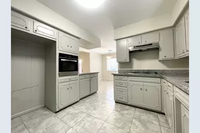 2708 Encino Avenue, Bay City, TX 77414 - Photo 5