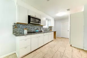 2314 Goodrich St, Pearland, TX 77581 - Photo 9