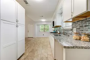2314 Goodrich St, Pearland, TX 77581 - Photo 13