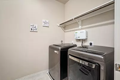 3058 Hawthorne Glen Lane, Dickinson, TX 77539 - Photo 17