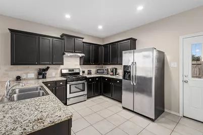 3058 Hawthorne Glen Lane, Dickinson, TX 77539 - Photo 7