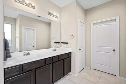 3058 Hawthorne Glen Lane, Dickinson, TX 77539 - Photo 11