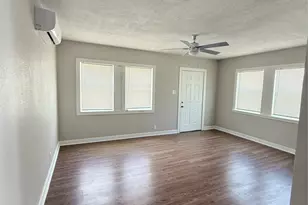 5140 Polk St, Houston, TX 77023 - Photo 3