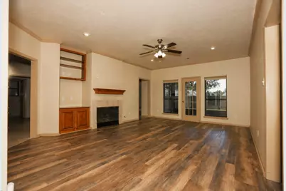 112 Portulaca Street, Lake Jackson, TX 77566 - Photo 3