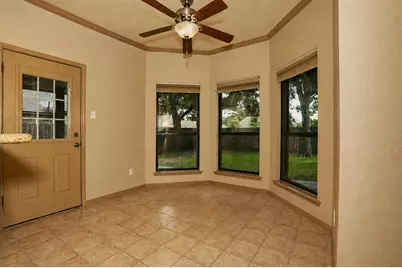 112 Portulaca Street, Lake Jackson, TX 77566 - Photo 7