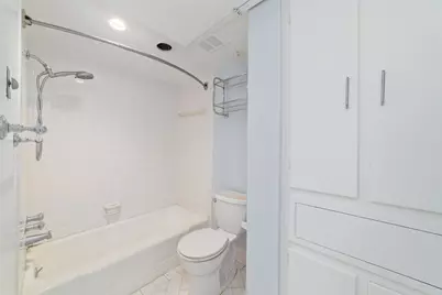 3300 Yorktown Street #26, Houston, TX 77056 - Photo 17