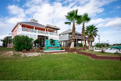 2296 E Crab Street, Crystal Beach, TX 77650 - Photo 9