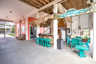 2296 E Crab St, Crystal Beach, TX 77650 - Photo 15