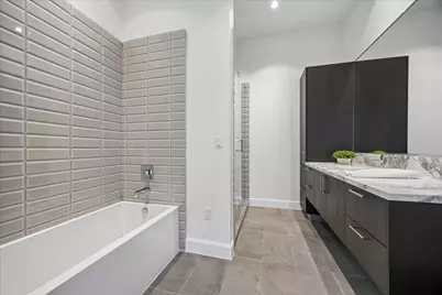 1211 Caroline Street #1901, Houston, TX 77002 - Photo 25