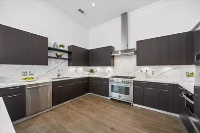 1211 Caroline Street #1901, Houston, TX 77002 - Photo 9