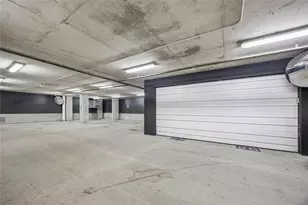 1211 Caroline St, Houston, TX 77002 - Photo 27