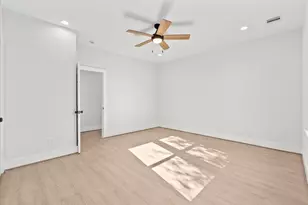 1910 Bayou Shore Dr, Galveston, TX 77551 - Photo 17