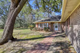 11234 Champion Wood Dr, Tomball, TX 77375 - Photo 3