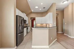 2708 Bolgheri Ln, League City, TX 77573 - Photo 11