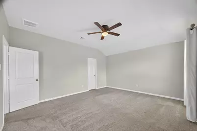 718 Harvest Bluff Drive, Rosharon, TX 77583 - Photo 17