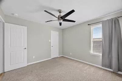 718 Harvest Bluff Drive, Rosharon, TX 77583 - Photo 27