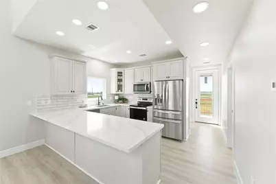 230 Bay Avenue, Surfside Beach, TX 77541 - Photo 15