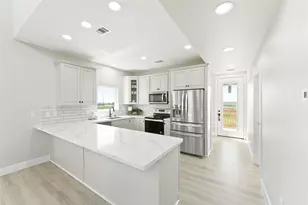 230 Bay Ave, Surfside Beach, TX 77541 - Photo 15