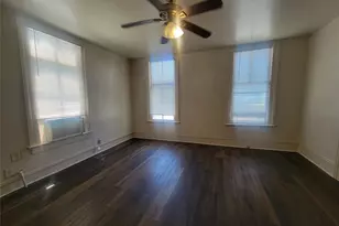 1910 Ursuline, Galveston, TX 77550 - Photo 5