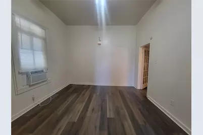 1910 Ursuline #2, Galveston, TX 77550 - Photo 3