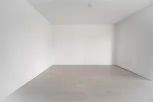 9314 Speckled Trout Dr, Baytown, TX 77521 - Photo 11