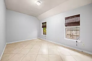 802 Floriencia St, Sugar Land, TX 77479 - Photo 25
