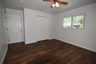 10511 Eddystone Dr, Houston, TX 77043 - Photo 23