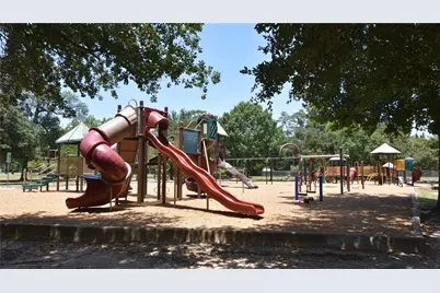 10511 Eddystone Drive, Houston, TX 77043 - Photo 31