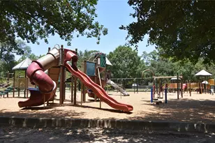 10511 Eddystone Dr, Houston, TX 77043 - Photo 31