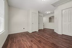 4921 Summer Ridge Dr, Conroe, TX 77303 - Photo 7