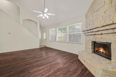 4921 Summer Ridge Drive, Conroe, TX 77303 - Photo 23