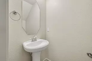 4921 Summer Ridge Dr, Conroe, TX 77303 - Photo 13