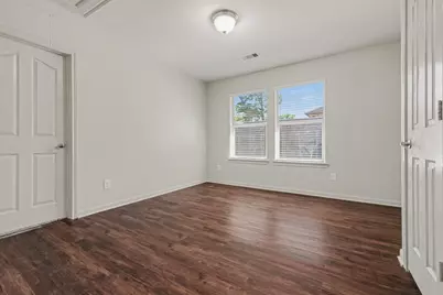 4921 Summer Ridge Drive, Conroe, TX 77303 - Photo 11