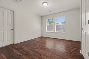 4921 Summer Ridge Dr, Conroe, TX 77303 - Photo 11