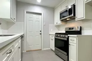 5905 Darnell St, Houston, TX 77074 - Photo 7