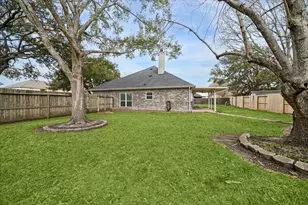 806 Charles Pl, Baytown, TX 77521 - Photo 23