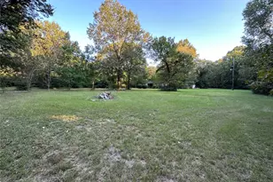 23161 Henson Rd, Montgomery, TX 77356 - Photo 3