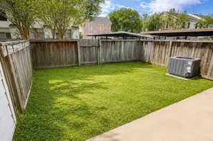 2910 Grants Lake Blvd, Sugar Land, TX 77479 - Photo 9