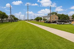 2910 Grants Lake Blvd, Sugar Land, TX 77479 - Photo 11