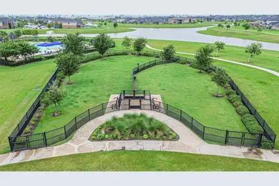 417 Kohls Crest Road, La Porte, TX 77571 - Photo 21