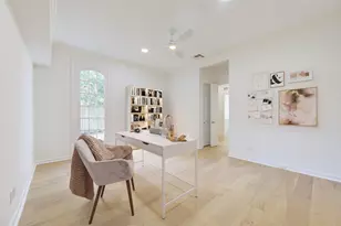 50 Saddlebrook Ln, Houston, TX 77024 - Photo 17