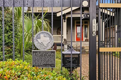 110 Stratford Street, Houston, TX 77006 - Photo 7