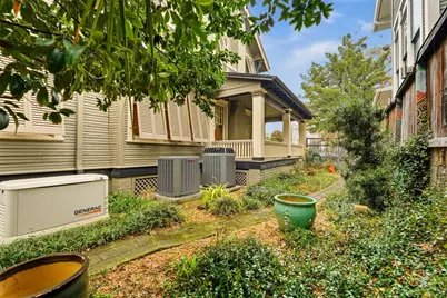 110 Stratford Street, Houston, TX 77006 - Photo 31