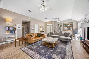 12207 Canterhurst Way, Houston, TX 77065 - Photo 11