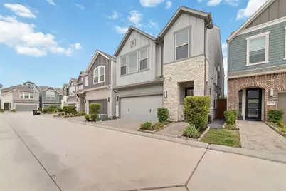 10974 Swang Link Drive, Houston, TX 77043 - Photo 33