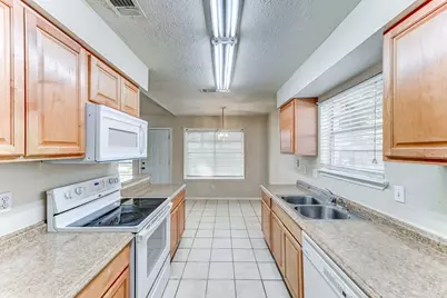 10015 Enchanted Stone Drive, Houston, TX 77070 - Photo 19