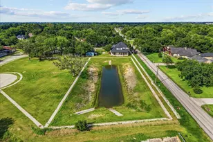 721 S Kansas Ave, League City, TX 77573 - Photo 5